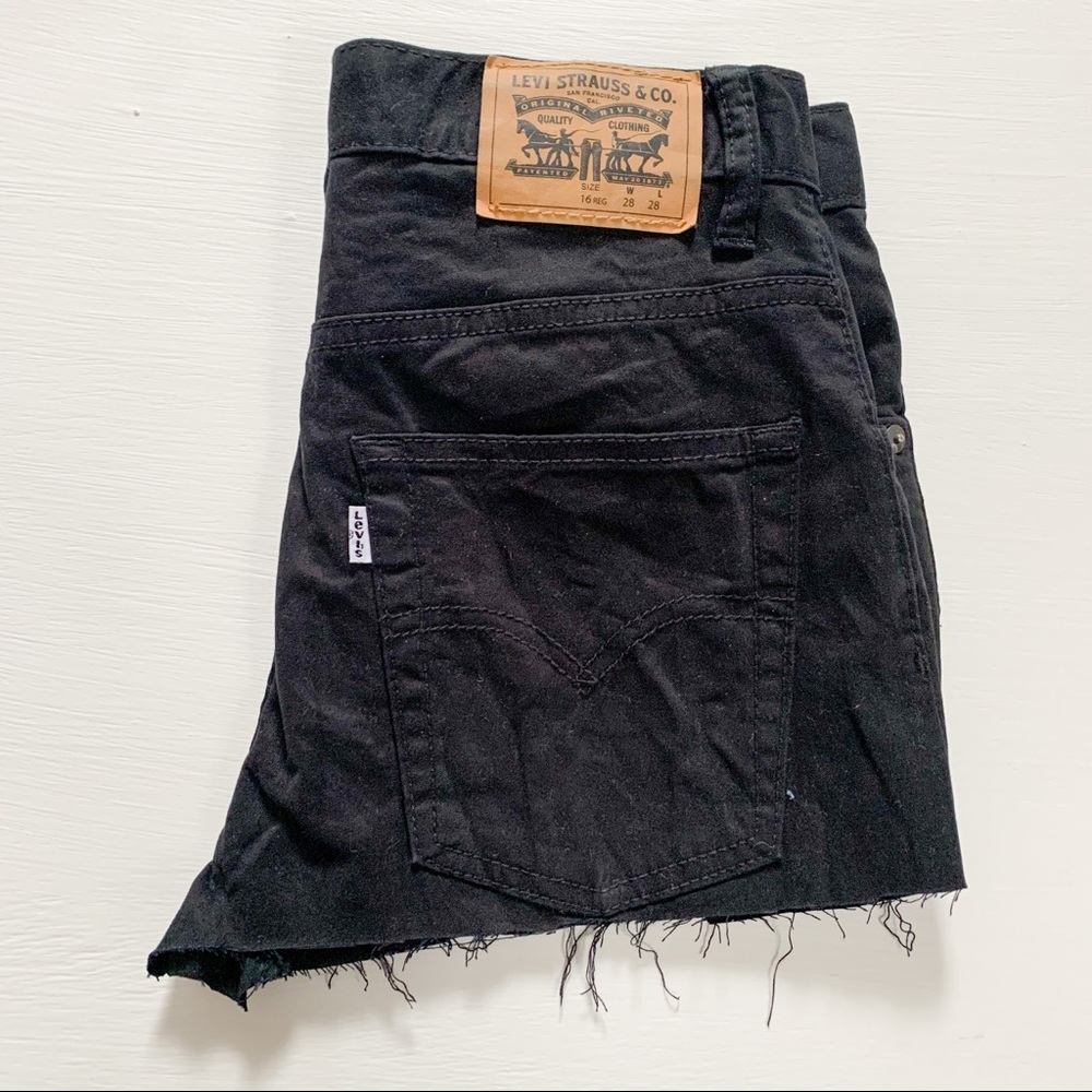 Levis Black Raw Hem Cutoff Shorts